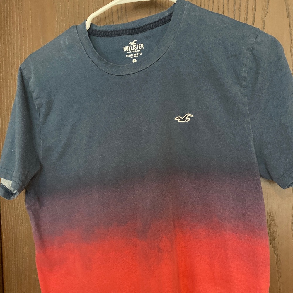 Hollister Tshirt